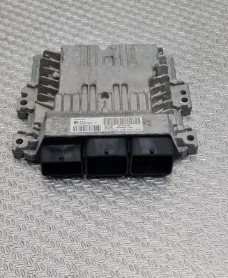 Peugeot 3008 I Engine control unit/module 9676761080 S180075002K CMMDS1D807