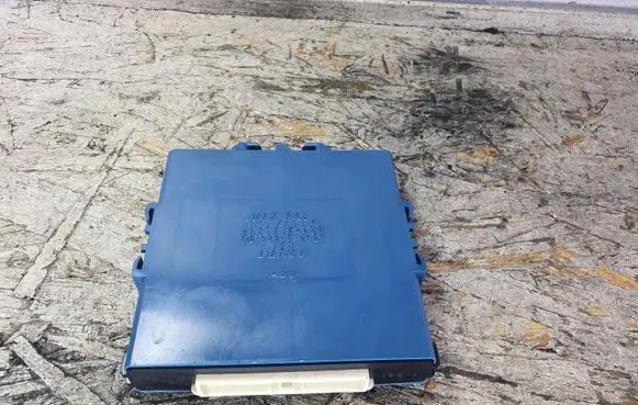 Toyota Corolla Verso E121 Combustion control unit/module 896180F020 MB1238009021