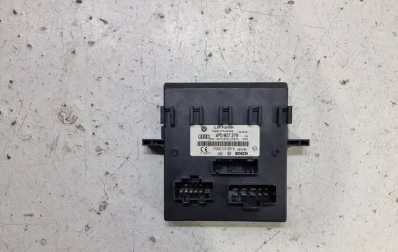 Audi Q7 4L Comfort/convenience module 4F0907279 F005V00619 4F0910279K