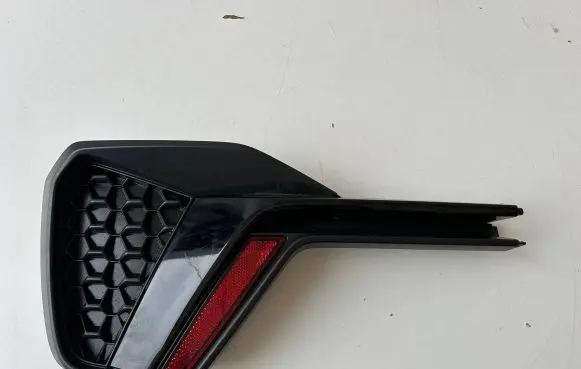 Audi A1 Front bumper lower grill 82A807834B