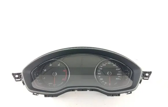 Audi A5 Speedometer (instrument cluster) 8W6920701A