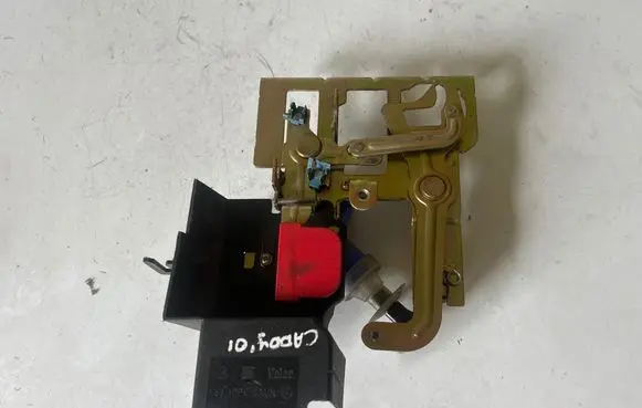Volkswagen Caddy Front door interior handle 6K9827503A