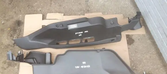 Ford Mondeo MK IV Parcel shelf load cover mount bracket 