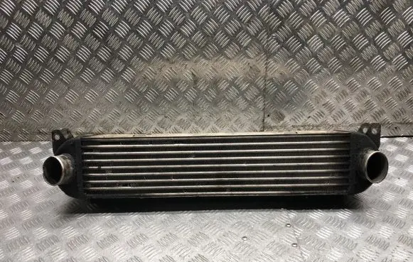 Land Rover Discovery 3 - LR3 Intercooler radiator PML500011 PML500010