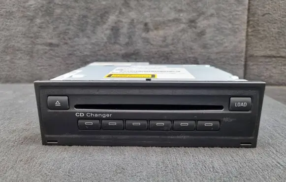 Audi A6 S6 C6 4F CD/DVD changer 4E0910110C 4E0035110A