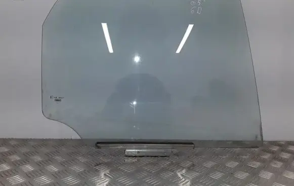 Suzuki Ignis Rear door window glass 43R004337