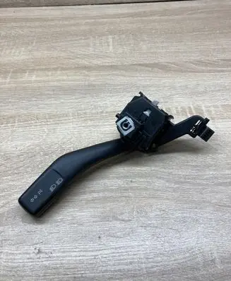 Volkswagen Golf V Indicator stalk 1K0953513