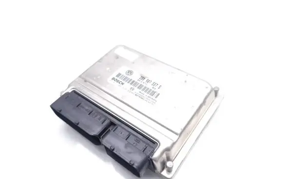 Volkswagen Passat Alltrack Engine control unit/module 3B0907557S 0261208536 1039S04850