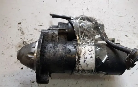 Volkswagen PASSAT B5.5 Starter motor 068911024