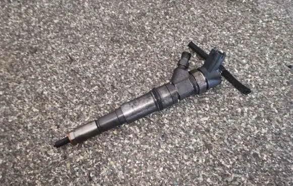 BMW X5 E53 Fuel injector 0986435022 7785573
