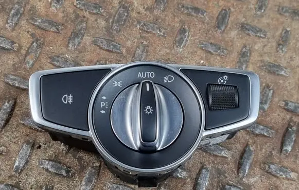 Mercedes-Benz C W205 Light switch A2059051810