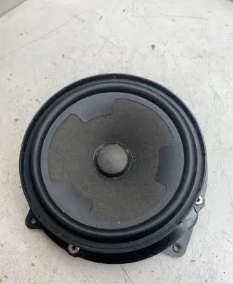 Volkswagen Touran III Rear door speaker 5TA035453