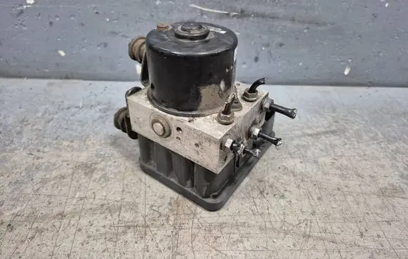Volkswagen Golf Plus ABS Pump 1K0614517H