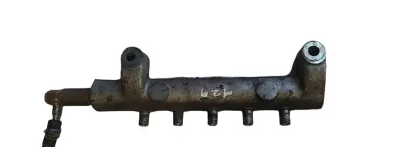 Nissan X-Trail T30 Fuel main line pipe NOCODE