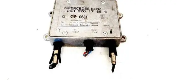 Mercedes-Benz E W210 Antenna control unit 2038201785