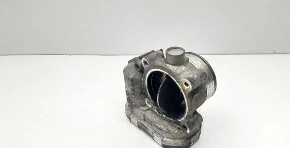 Volvo V70 Throttle valve 8692720 0281002701