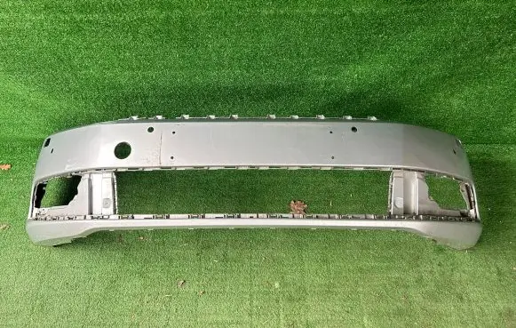 Volkswagen PASSAT B7 Front bumper