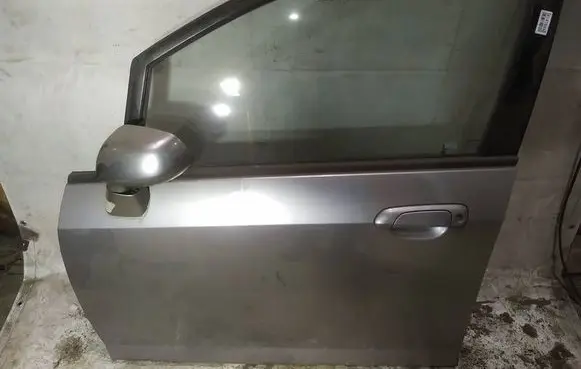 Honda Jazz Front door pilkos