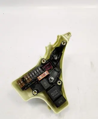 Mercedes-Benz E W212 Fuse box set A2129060017