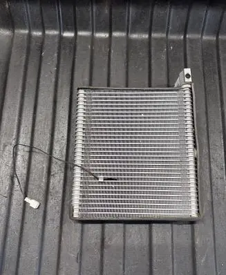 Infiniti FX Heater blower radiator 922001HP0C 523784 HFC134A
