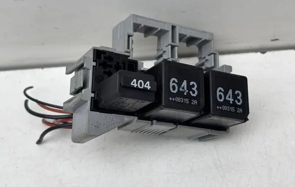 Audi Q7 4L Other relay 7L6937503A 8K0951253