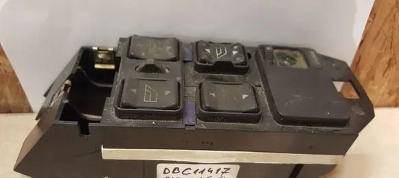 Jaguar XJ X300 Electric window control switch DBC11417 50547