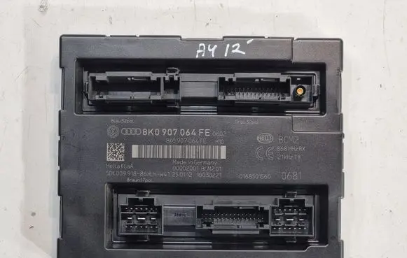 Audi A4 S4 B8 8K Comfort/convenience module 8K0907064FE