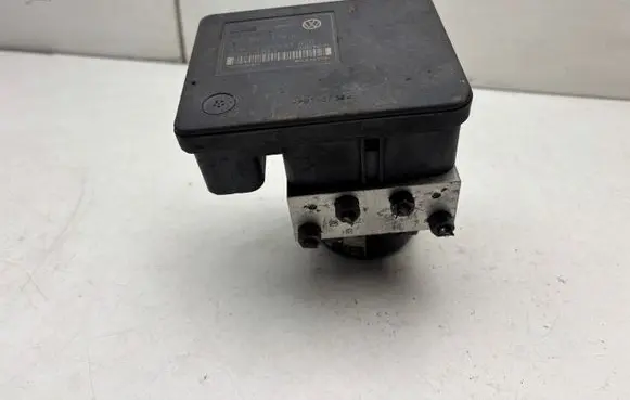 Volkswagen Golf IV ABS Pump 1C0907379K 1J0614417D