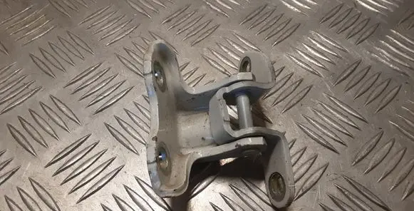 Toyota Auris E180 Rear door lower hinge