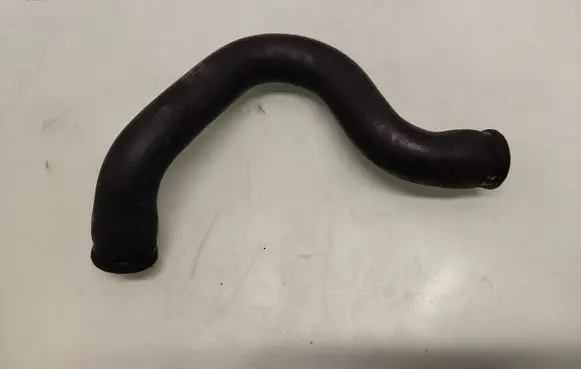 Volvo S60 Engine coolant pipe/hose 