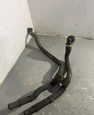 Mercedes-Benz E W213 Engine coolant pipe/hose A2535013300