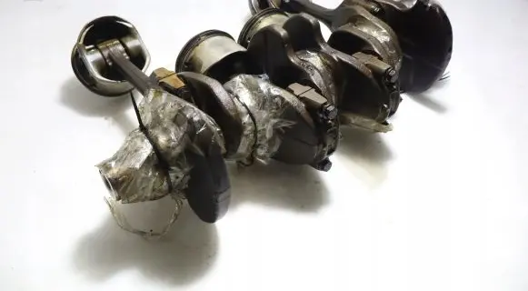 Renault Laguna III Crankshaft 