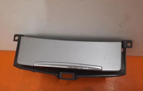 Ford Mondeo MK IV Car ashtray 1138790A