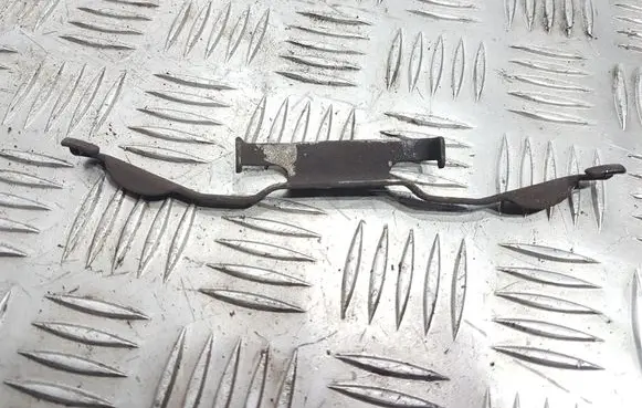 Ford Galaxy Front brake pad spring 