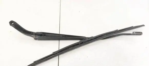 Volvo S80 Front wiper blade arm 09484611