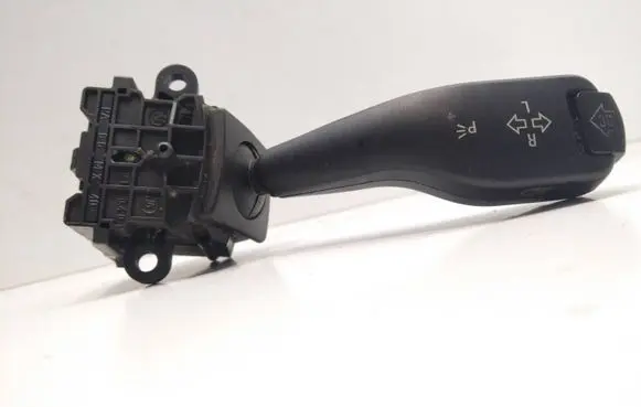 BMW 5 E39 Indicator stalk 8363668 01104010