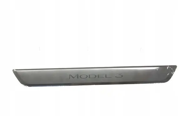 Tesla Model 3 Front sill trim cover