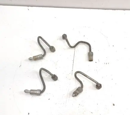 Mazda 5 Fuel injector supply line/pipe 