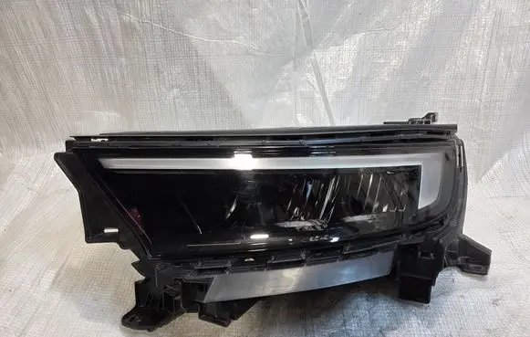 Opel Mokka B Headlight/headlamp 9847939680