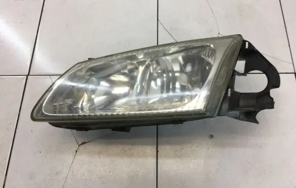 Nissan Almera N16 Headlight/headlamp 89004856 26060BN011