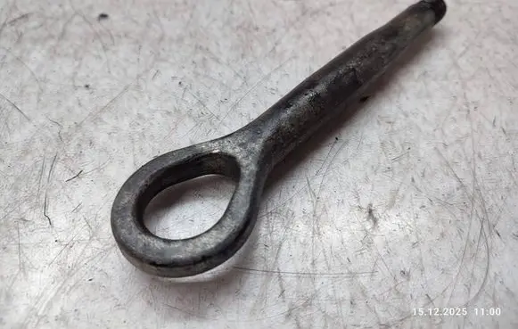 Hyundai ix35 Towing hook eye 