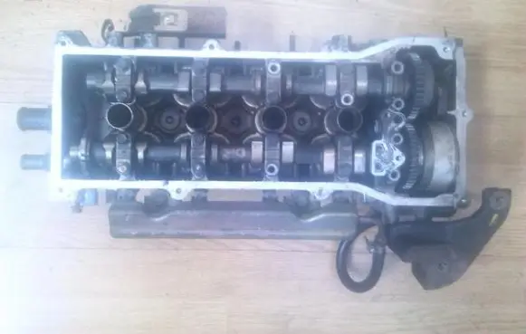 Nissan Micra Engine head bx0ukr2