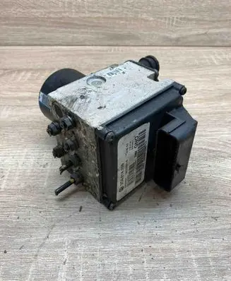 Volkswagen PASSAT B6 ABS Pump 3C0614109 16420501 GNO