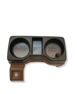 Isuzu Trooper Speedometer (instrument cluster) 