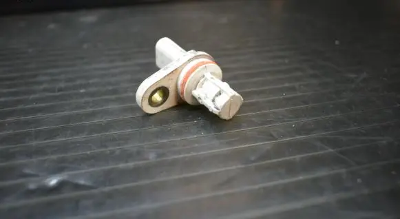 Opel Mokka Camshaft position sensor 55566932