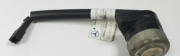 Mercedes-Benz B W246 W242 Alarm switch A2038201215