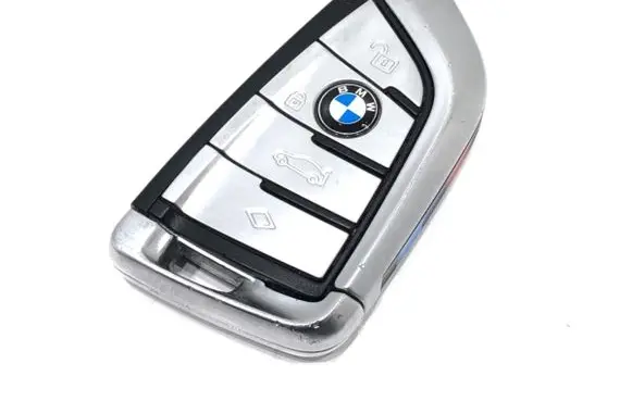 BMW 5 G30 G31 G38 Ignition key/card 5A133D3