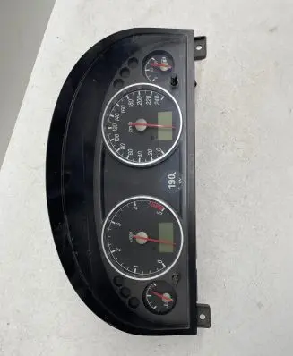 Ford Mondeo Mk III Speedometer (instrument cluster) 1S7F10841 44ZU18 D0PGA