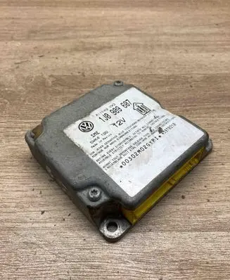 Volkswagen PASSAT B5 Airbag control unit/module 1J0909607 5WK4199 USED