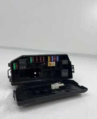 Volkswagen Taigo Fuse box set 2Q0937132A